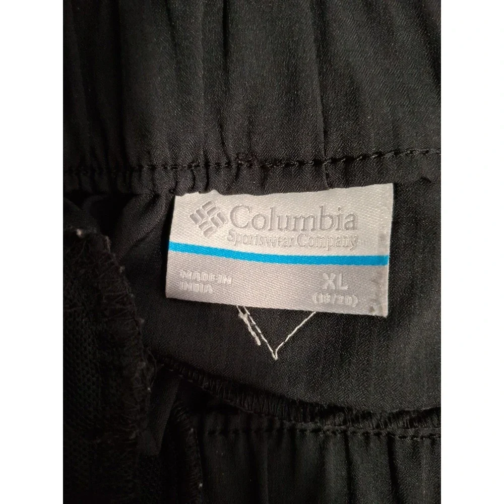 Columbia PFG Black Shorts Size XL (18-20)